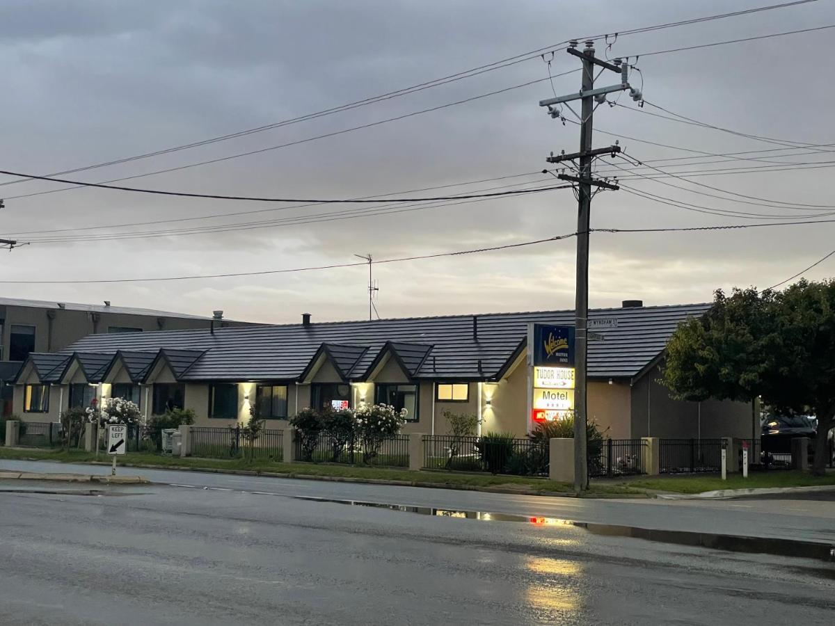 Shepparton Motor Inn Tudor House Motel Eksteriør bilde
