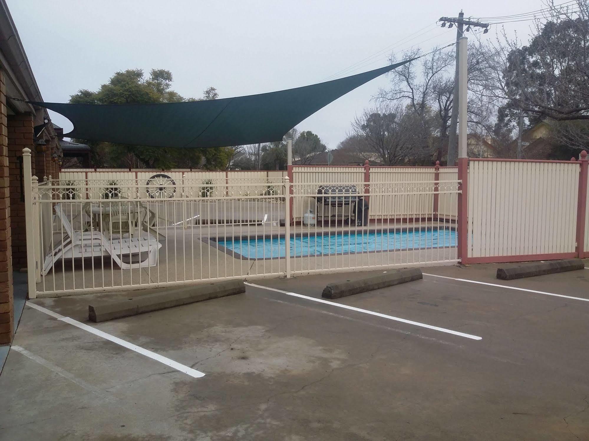 Shepparton Motor Inn Tudor House Motel Eksteriør bilde